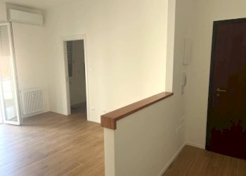 Interno appartamento - Trilocale via Francesco Zanardi, Bologna (zona Saffi) - foto 1