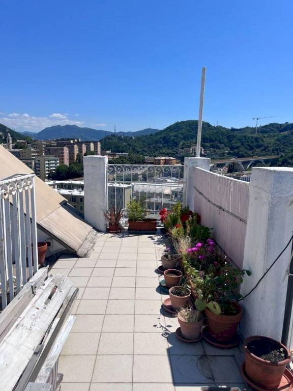 Terrazzo - Four-room apartment via Francesco Ravaschio, 109, Genova (neighborhood Sestri Ponente) - photo 3