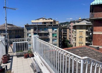 Terrazzo - Appartamento via Francesco Ravaschio, 109, Genova (zona Sestri Ponente) - foto 6