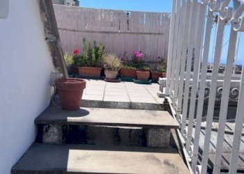 Balcone - Appartamento via Francesco Ravaschio, 109, Genova (zona Sestri Ponente) - foto 8