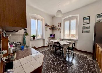 Cucina - Appartamento via Francesco Ravaschio, 109, Genova (zona Sestri Ponente) - foto 27