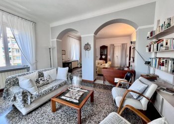 Salone - Appartamento via Francesco Ravaschio, 109, Genova (zona Sestri Ponente) - foto 38