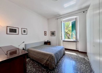 Camera da letto - Appartamento via Francesco Ravaschio, 109, Genova (zona Sestri Ponente) - foto 45