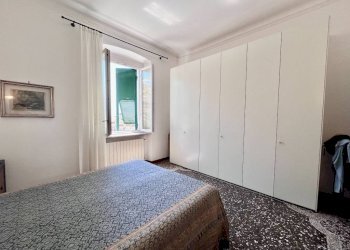 Camera da letto - Appartamento via Francesco Ravaschio, 109, Genova (zona Sestri Ponente) - foto 46
