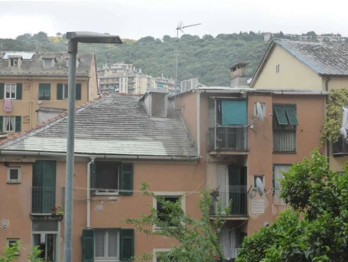 Facciata - Appartamento all'asta via Caderiva, 30, Genova (zona Marassi) - foto 1