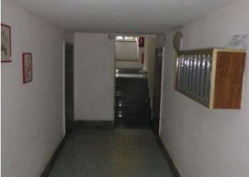 Interno palazzo - Appartamento all'asta via Caderiva, 30, Genova (zona Marassi) - foto 4