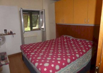 Camera da letto - Appartamento all'asta via Caderiva, 30, Genova (zona Marassi) - foto 11