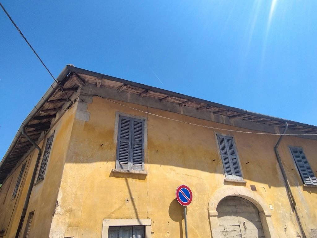 Facciata - Rustic piazza San Vittore, 3, Arcisate - photo 3