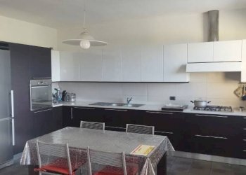 Cucina - Villa via Monte Rosa, Buguggiate - foto 26