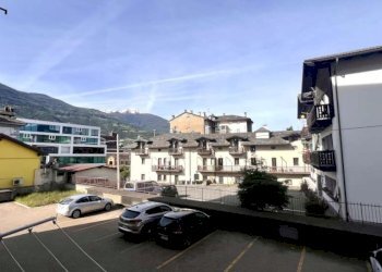 Two-room apartment Via Carrel, Aosta - photo 3