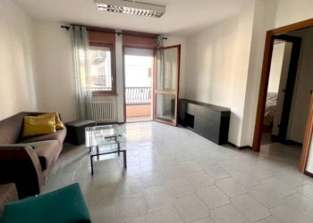 Two-room apartment Via Carrel, Aosta - photo 4