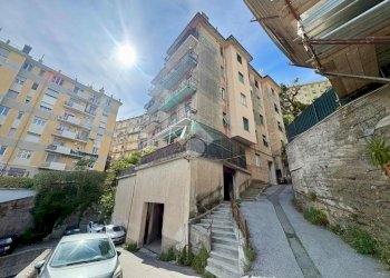 Three-room apartment Via col di lana, Genova (neighborhood Cornigliano) - photo 24