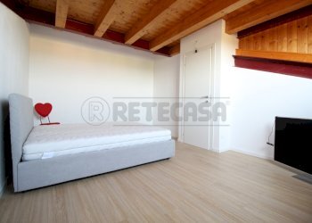 camera matrimoniale - Apartment Via Vienna 3, Montebello Vicentino - photo 11