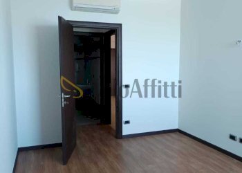 WhatsApp Image 2026-05-26 at 12.15.17 (2) - Ufficio Via Ufente 20, Latina - foto 11