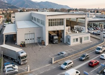 Nano Banana 2 Photorealistic large industrial and - Capannone Via Castagno 5, Luni - foto 2
