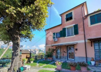 Semi-detached house Via Al Garbo, Genova (neighborhood Rivarolo) - photo 1
