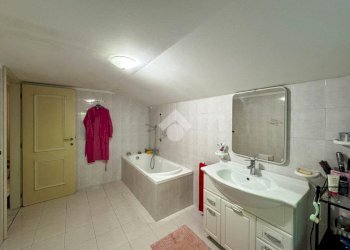 Semi-detached house Via Al Garbo, Genova (neighborhood Rivarolo) - photo 32