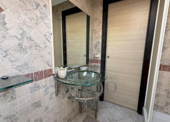 33 - Two-room apartment Piazza della Costituente 8, Ventimiglia - photo 26