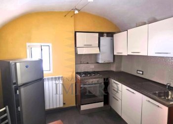 1 - Two-room apartment Salita alle Mura 30, Ventimiglia - photo 5