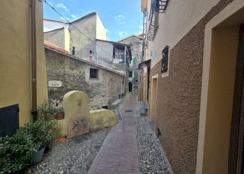 14 - Two-room apartment Salita alle Mura 30, Ventimiglia - photo 14