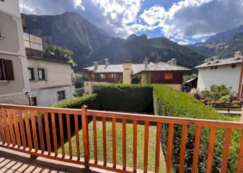 AFFITTO COURMAYEUR: balcone - Appartamento Avenue Dent du Geant 37, Prè-Saint-Didier - foto 14