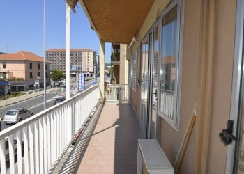 RIF 870-11 - Three-room apartment Via Aurelia 7, Vado Ligure - photo 1
