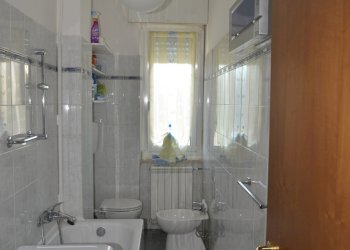RIF 870-18 - Three-room apartment Via Aurelia 7, Vado Ligure - photo 19