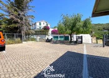 POSTO AUTO PRIVATO - Two-room apartment Via N. Paganini 46, Pietra Ligure - photo 27