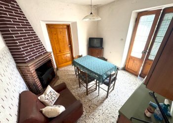 cucina - Casa indipendente Via della Casciaia, Vaiano - foto 15