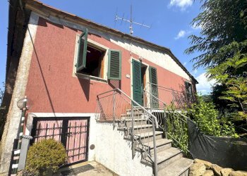 esterni - Casa indipendente Via della Casciaia, Vaiano - foto 23