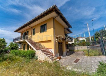Villa Pedara (8) - Villa Via San Giuseppe 63, Pedara - photo 8