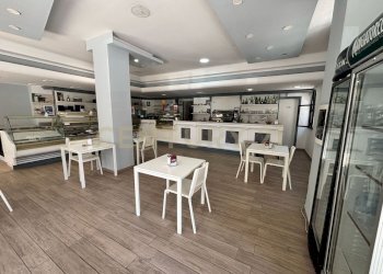 1 - Cafeteria - Cold Bar Viale Zecchino 105, Siracusa - photo 1