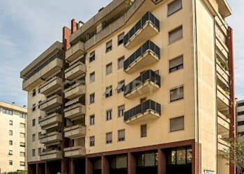 FOTO158 - Ufficio Via Adriano Cristofoli 40, Verona (zona Borgo Milano) - foto 8