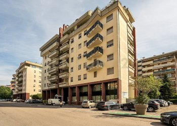 FOTO157 - Ufficio Via Adriano Cristofoli 40, Verona (zona Borgo Milano) - foto 13