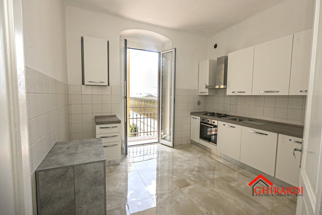2.0 cucina.jpg - Appartamento Genova (zona Sestri Ponente) - foto 1