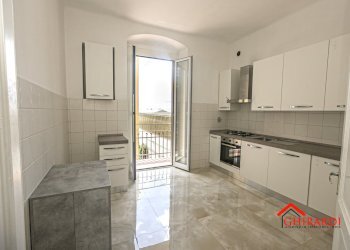 2.0 cucina.jpg - Appartamento Genova (zona Sestri Ponente) - foto 1