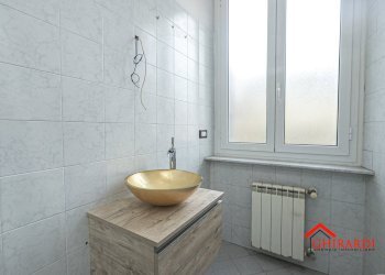 7.1 bagno.jpg - Appartamento Genova (zona Sestri Ponente) - foto 30