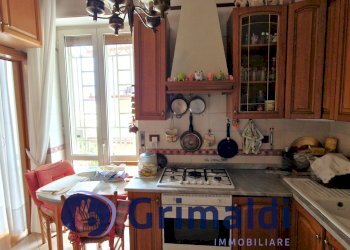64 - Three-room apartment Salita Cacciottoli 53, Napoli (neighborhood Vomero) - photo 11