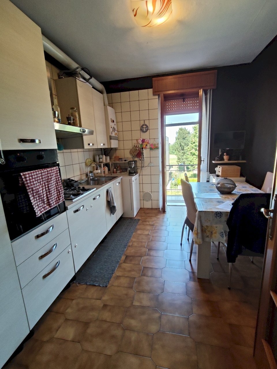 cucina - Four-room apartment Via Luigi Einaudi, Castel San Giovanni - photo 2