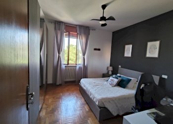 camera da letto - Appartamento Via Luigi Einaudi, Castel San Giovanni - foto 14