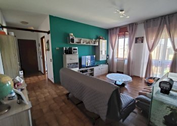 soggiorno - Appartamento Via Luigi Einaudi, Castel San Giovanni - foto 29