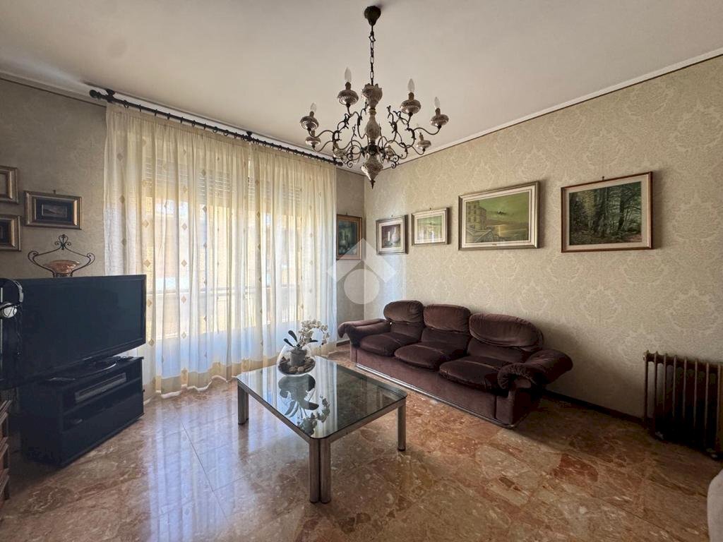 Three-room apartment Via Balzaretti, Novara - photo 3