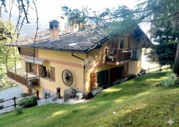 Independent house Località Deillod, Introd - photo 1