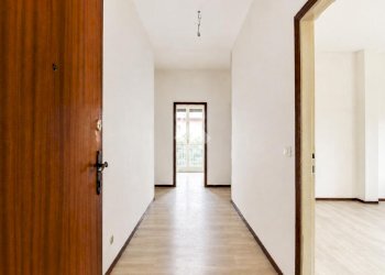 Three-room apartment Via Budapest, Parma (neighborhood San Lazzaro) - photo 1