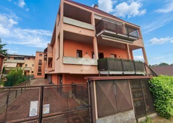 Trilocale Via Fratelli Bandiera, Peschiera Borromeo - foto 1