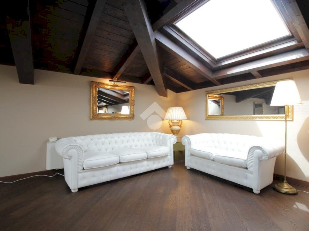 Attic Via Emilia Levante, Bologna (neighborhood Savena) - photo 2