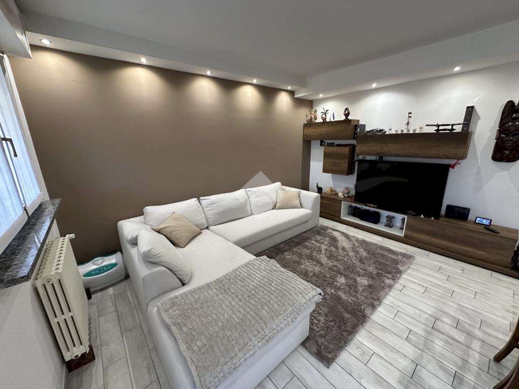 Four-room apartment Via Giuseppe Saragat, Settala - photo 3