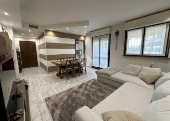 Four-room apartment Via Giuseppe Saragat, Settala - photo 13