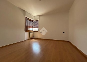 Three-room apartment via Cesare Pavese, Settimo Milanese - photo 19