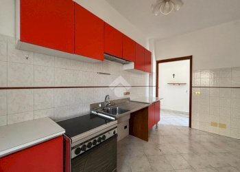 Three-room apartment Via Orti, Chivasso - photo 2